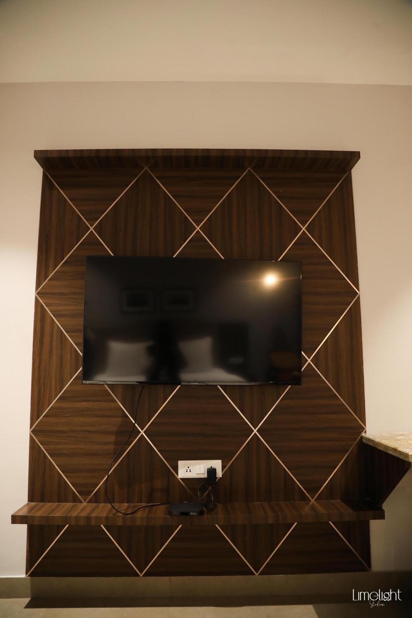 Belvedere Suites Greater Noida Buitenkant foto